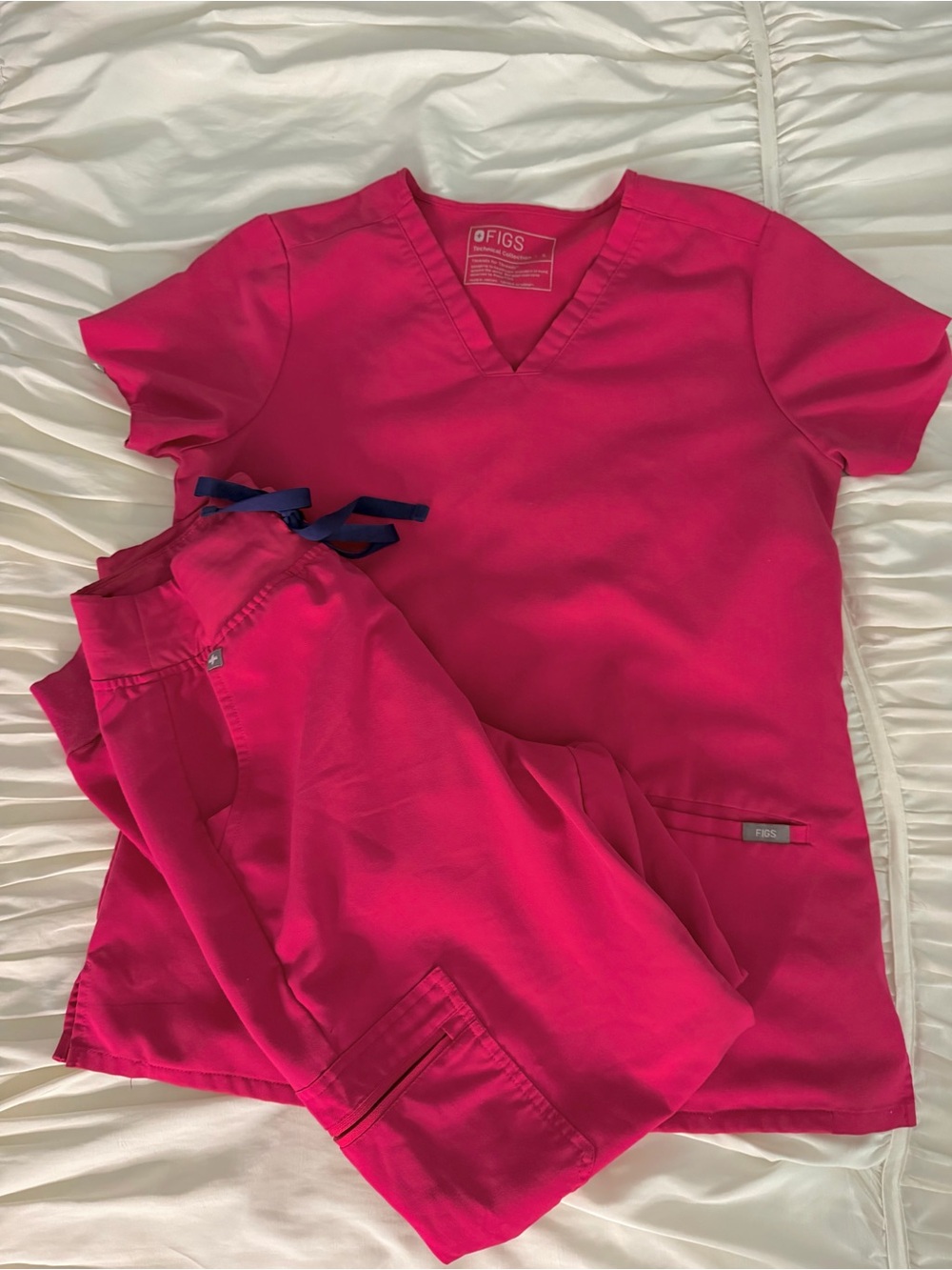 FIGS Kids Fuchsia Short Sleeve Scrub Top and Pants